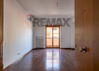 ampio living d\'ingresso - Four-room apartment Via Vincenzo Di Marco
 
29, Palermo - photo 5