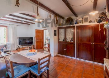 Sala da pranzo - Villa VIA PERSEFONE
 
2, Palermo - photo 17