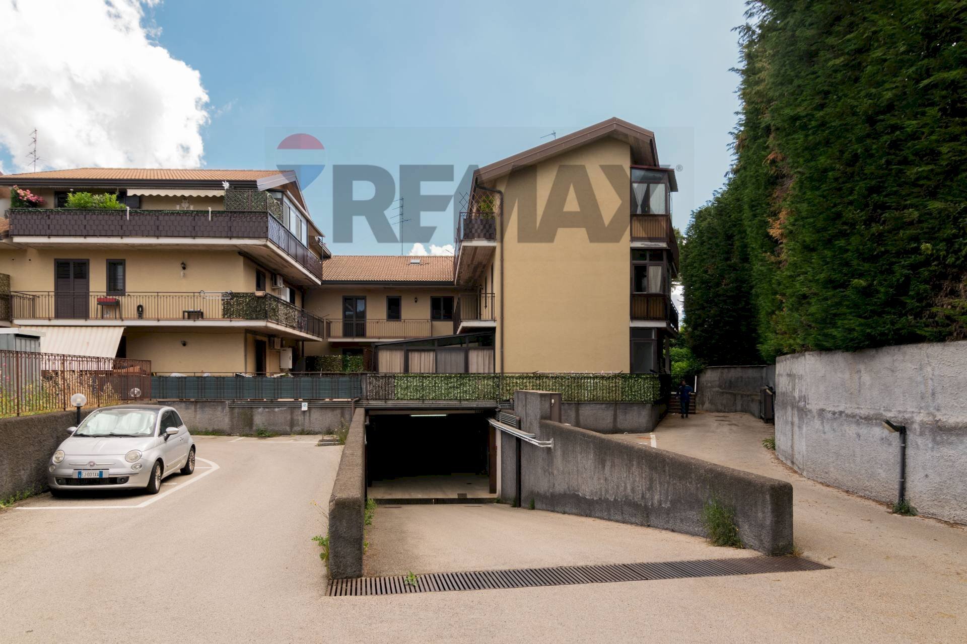 Edificio all\'aperto - Four-room apartment via vincenzo bellini
15, Pedara - photo 2