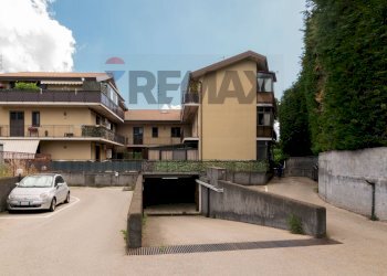 Edificio all\'aperto - Four-room apartment via vincenzo bellini
 
15, Pedara - photo 2