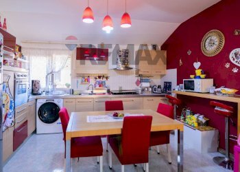 Cucina - Four-room apartment via vincenzo bellini
 
15, Pedara - photo 3