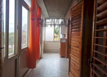Hall / corridoio - Trilocale via Luigi Capuana
 
4, Aci Sant'Antonio - foto 4