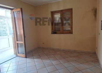 Stanza vuota - Trilocale via Luigi Capuana
 
4, Aci Sant'Antonio - foto 5