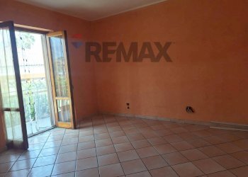 Stanza vuota - Trilocale via Luigi Capuana
 
4, Aci Sant'Antonio - foto 7
