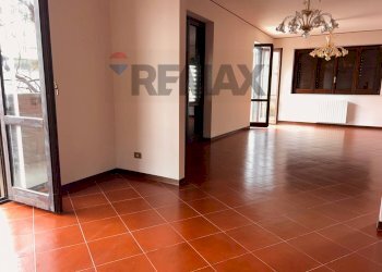 Stanza vuota - Apartment Via Caramme
 
40, Valverde - photo 1