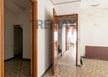 Hall / corridoio - Casa indipendente Via Mannelli
 
2, Caltagirone - foto 16