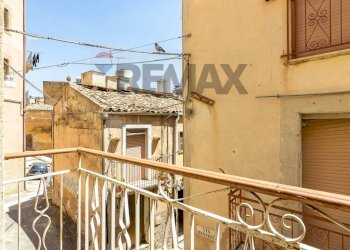 Balcone - Casa indipendente Via Mannelli
 
2, Caltagirone - foto 30