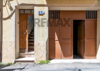 Edificio all\'aperto - Casa indipendente Via Mannelli
 
2, Caltagirone - foto 31
