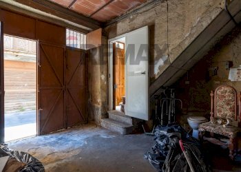 Hall / corridoio - Casa indipendente Via Mannelli
 
2, Caltagirone - foto 36