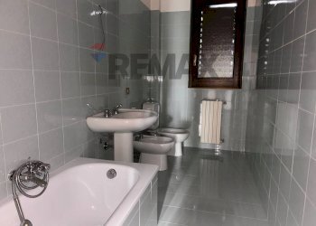Bagno - Quadrilocale Via Caramme
 
40, Valverde - foto 10