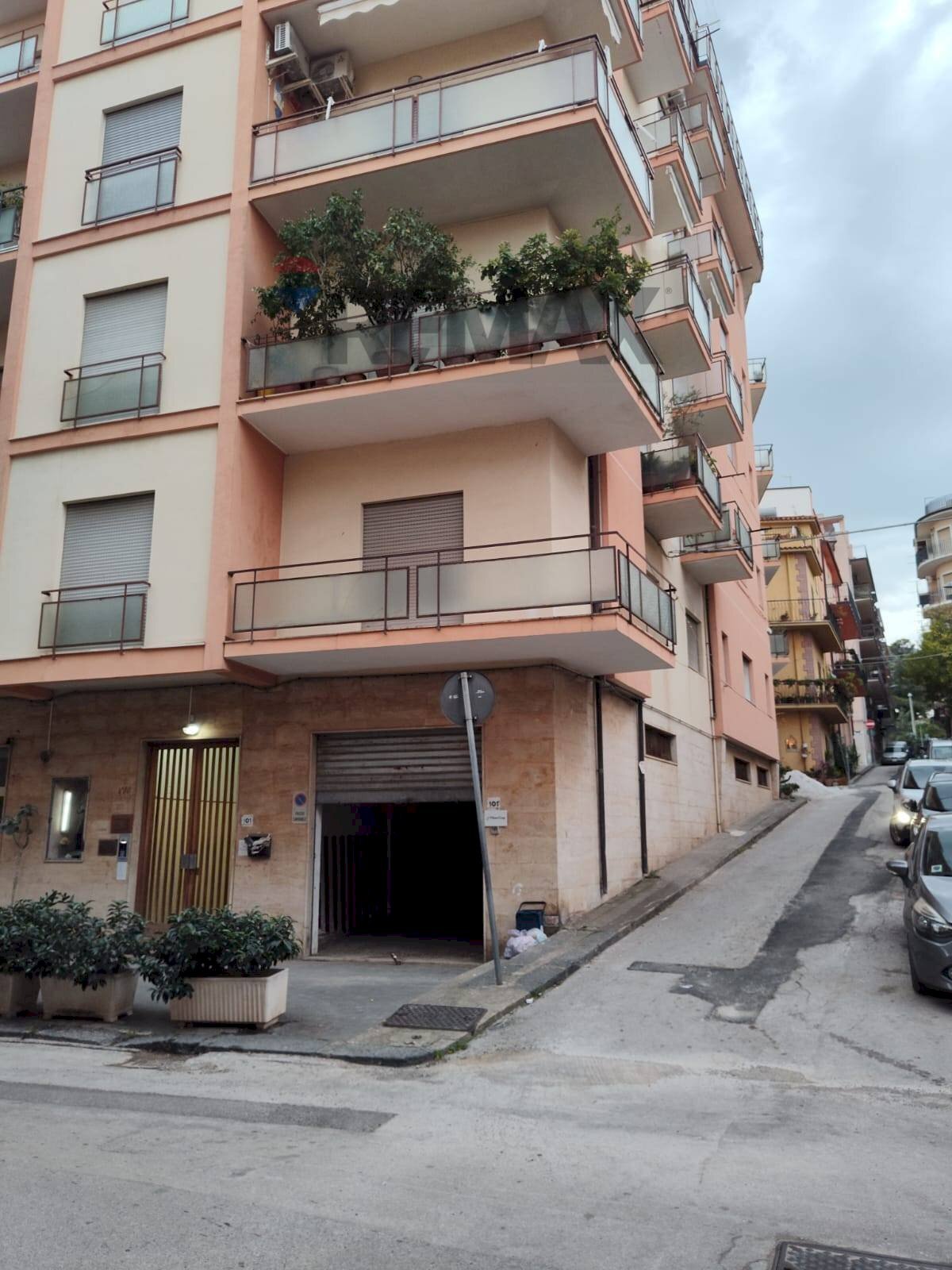 Edificio all\'aperto - Capannone Via Vittorio Veneto
101/A, Sant'Agata di Militello - foto 2