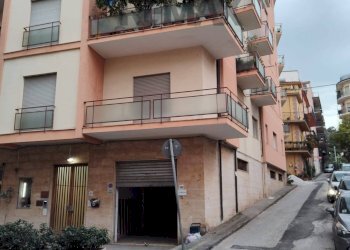 Edificio all\'aperto - Capannone Via Vittorio Veneto
101/A, Sant'Agata di Militello - foto 2