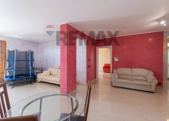 Sala da pranzo - Apartment Via Etnea
 
191, Lentini - photo 3