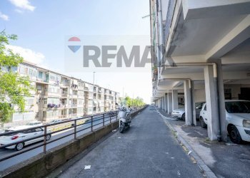 Edificio all\'aperto - Apartment Via Salvatore Salomone Marino
 
174, Catania - photo 23