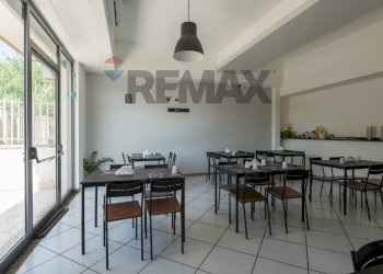Sala da pranzo - Commercial Premises Via Etnea
191, Lentini - photo 11