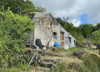 Casa all\'aperto - Terreno agricolo C.DA FOSSA DEL PERO
SN, Trecastagni - foto 23
