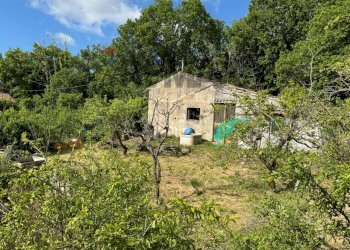 Casa all\'aperto - Terreno agricolo C.DA FOSSA DEL PERO
SN, Trecastagni - foto 24
