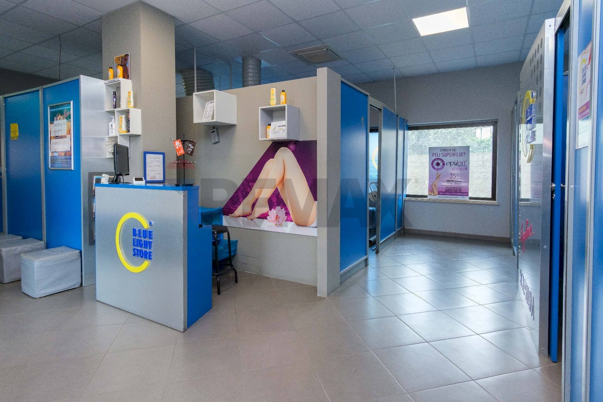 Lavanderia - Attività Commerciale via Antonio Gramsci
91/A, Gravina di Catania - foto 2