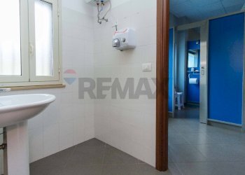 Bagno - Attività Commerciale via Antonio Gramsci
 
91/A, Gravina di Catania - foto 29