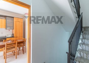 Scale - Casa indipendente Via Dei Vespri
 
1, Carlentini - foto 14