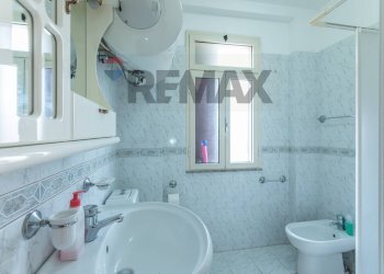 Bagno - Casa indipendente Via Dei Vespri
 
1, Carlentini - foto 18