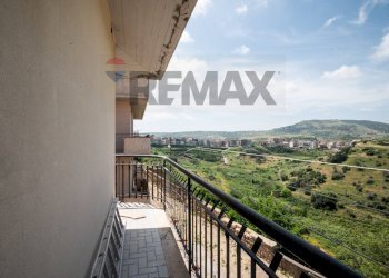 Balcone - Casa indipendente Via Dei Vespri
 
1, Carlentini - foto 25