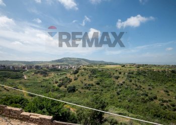 Vista delle montagne - Casa indipendente Via Dei Vespri
 
1, Carlentini - foto 26