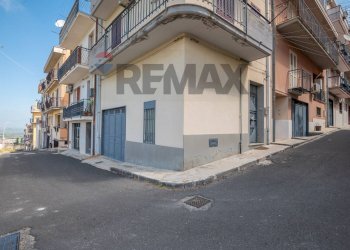 Edificio all\'aperto - Casa indipendente Via Dei Vespri
 
1, Carlentini - foto 41