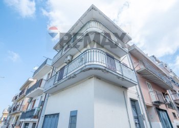 Edificio all\'aperto - Casa indipendente Via Dei Vespri
 
1, Carlentini - foto 42