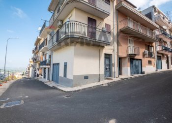Edificio all\'aperto - Casa indipendente Via Dei Vespri
 
1, Carlentini - foto 43