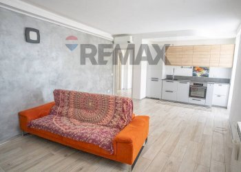 Soggiorno - Three-room apartment Via Corridoni
 
4, Gavirate - photo 11