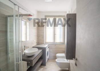 Bagno - Three-room apartment Via Corridoni
 
4, Gavirate - photo 13