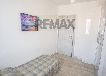 Camera / camera da letto - Three-room apartment Via Corridoni
 
4, Gavirate - photo 21