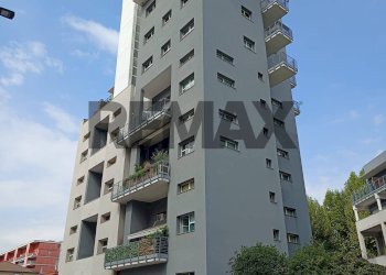 Edificio all\'aperto - Trilocale Via Caduti Di Marcinelle
 
11, Milano - foto 21