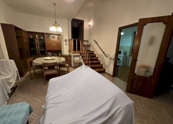 Sala da pranzo - Villa loc. Valdolmo
 
53, Sassoferrato - foto 15