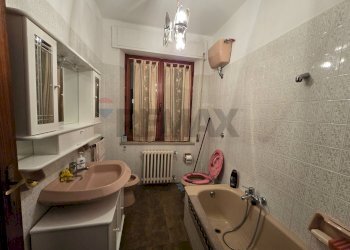 Bagno - Villa loc. Valdolmo
 
53, Sassoferrato - foto 27