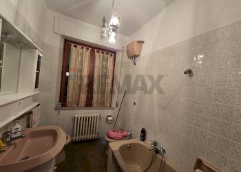 Bagno - Villa loc. Valdolmo
 
53, Sassoferrato - foto 28
