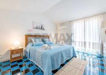 Camera / camera da letto - Attico via Vittorio Emanuele
 
4, La Maddalena - foto 15