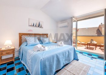 Camera / camera da letto - Attico via Vittorio Emanuele
 
4, La Maddalena - foto 24