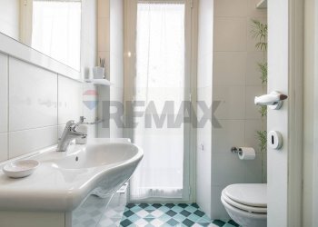 Bagno - Attico via Vittorio Emanuele
 
4, La Maddalena - foto 25