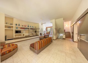 Soggiorno - Casa semi indipendente Via Maiori
 
58, Fiumicino - foto 25