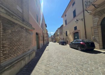 Edificio all\'aperto - Appartamento Corso don Minzoni
 
65, Sassoferrato - foto 37