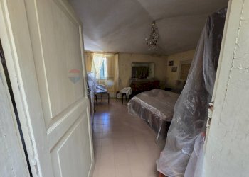 Camera / camera da letto - Casa semi indipendente vicolo Cieco
 
4-6-8, Montereale - foto 4