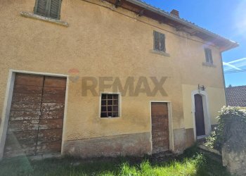 Casa all\'aperto - Casa semi indipendente vicolo Cieco
 
4-6-8, Montereale - foto 15