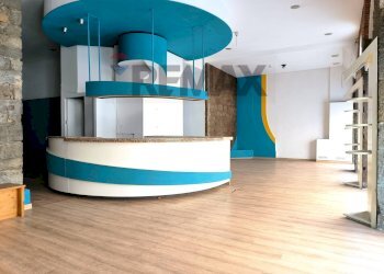 Ricezione / Lobby - Locale Commerciale Via Domenico Rossetti
4, Trieste - foto 6