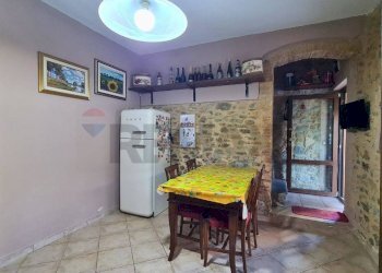 Cucina - Casa indipendente Gambassi Terme - foto 15
