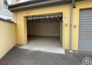 garage - Four-room apartment Vinci - photo 13