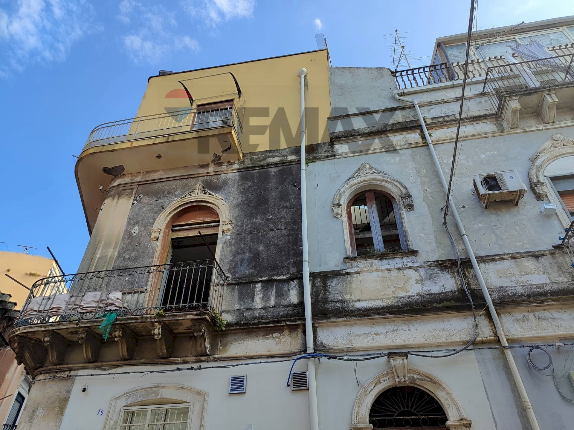 Edificio all\'aperto - Four-room apartment via ortolani
 
68, Catania - photo 2