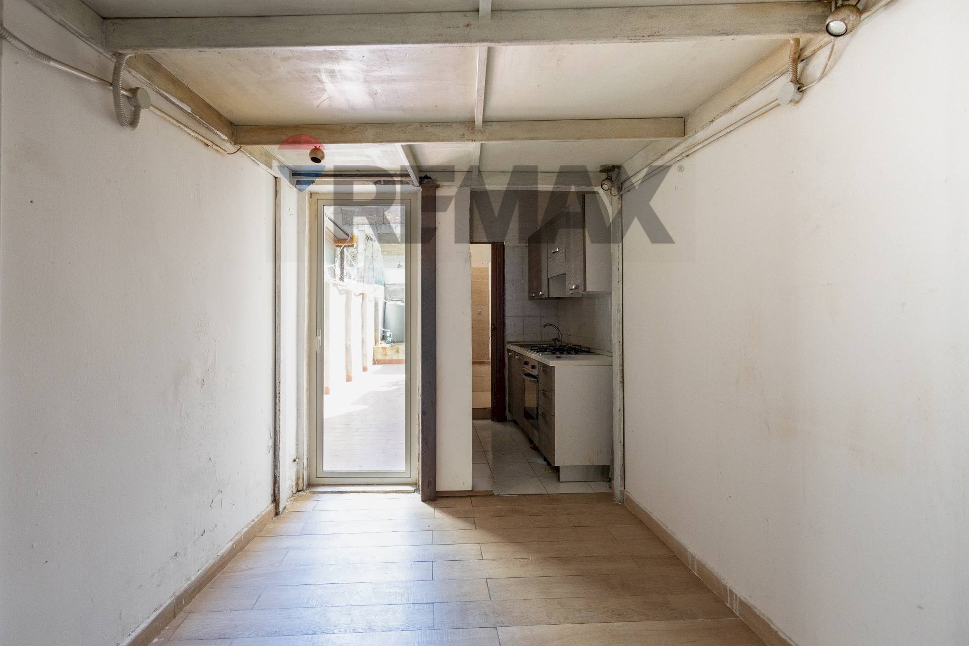 Hall / corridoio - Casa semi indipendente Via Giuseppe Martucci
41, Catania - foto 2