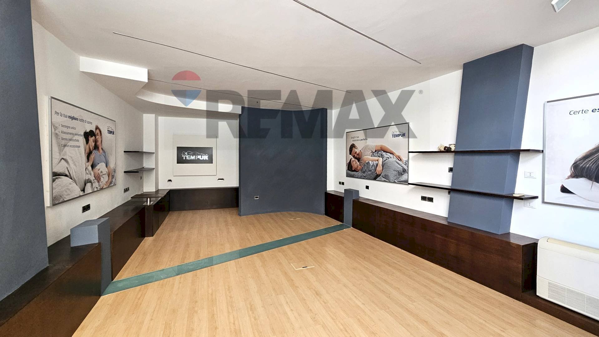 Cucina - Commercial Premises Via IV Novembre
 
45, Lucera - photo 1